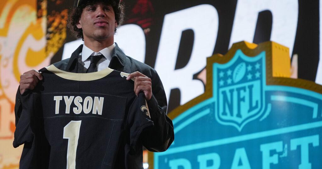 The Saints' wide receiver room is crowded. But it is starting to fit Kellen Moore's vision.