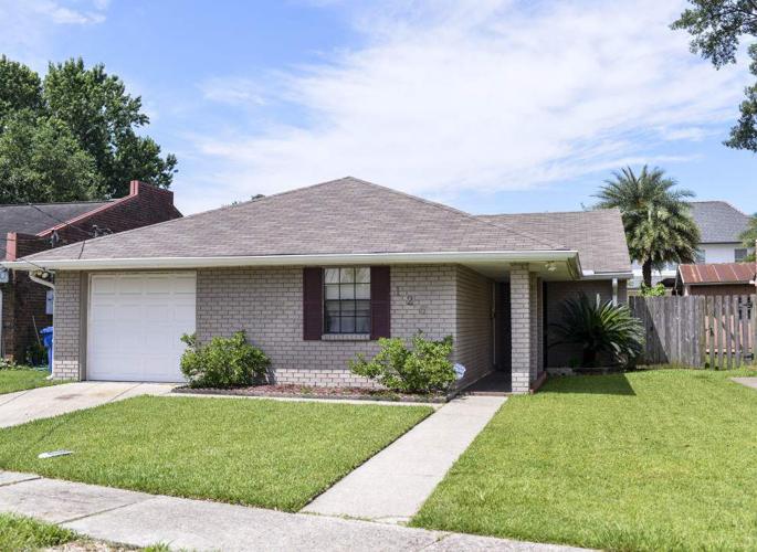 East Jefferson property transfers, May 2027, 2015 Home/Garden