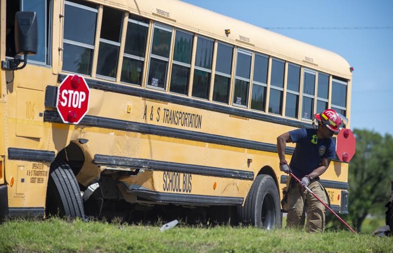 1 killed in school bus crash on I-510; no students on bus, New Orleans ...