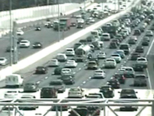 All lanes of Interstate 10 East in Metairie open after nails spilled on ...