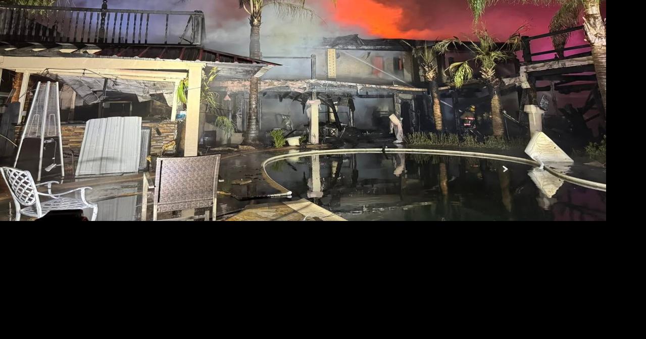 Fire destroys New Orleans East home, New Orleans firefighters say