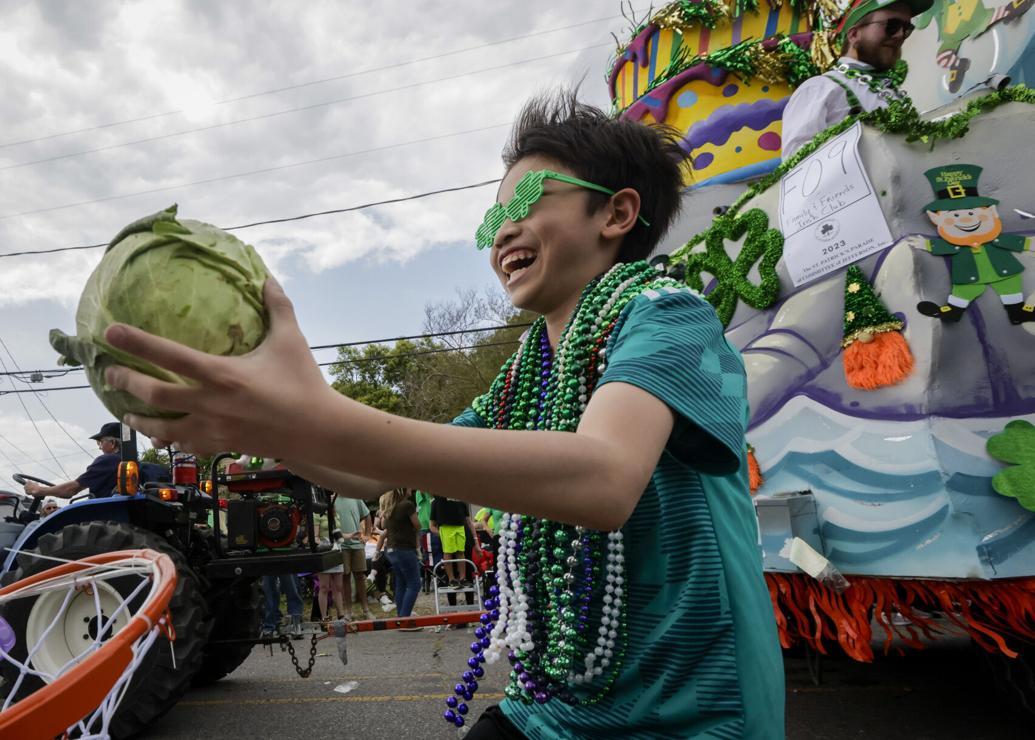 Photos St. Patrick's Day Metairie Road Parade rolls with more than 100