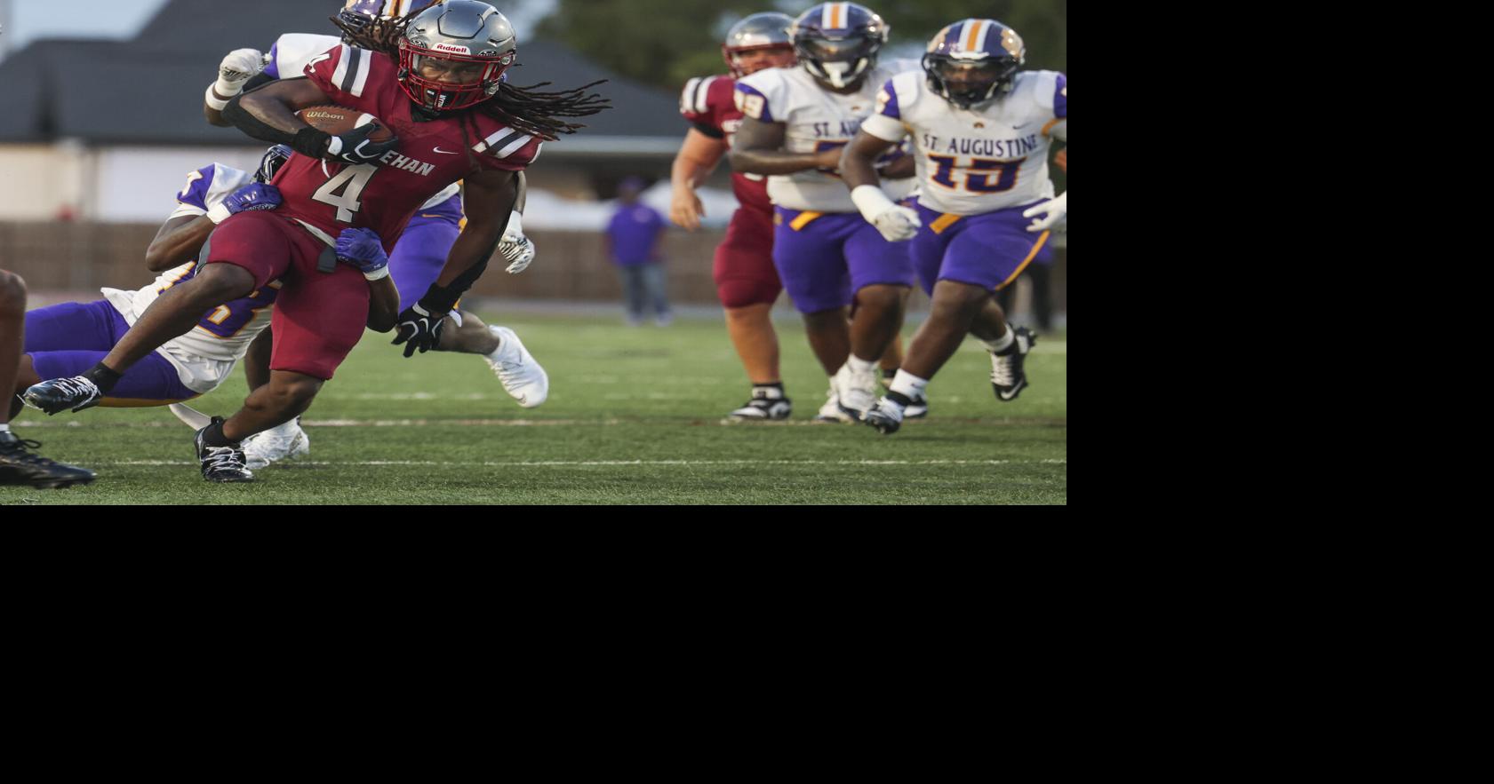 A senior running back's 3 touchdowns allowed the Hahnville-Destrehan winner to take control
