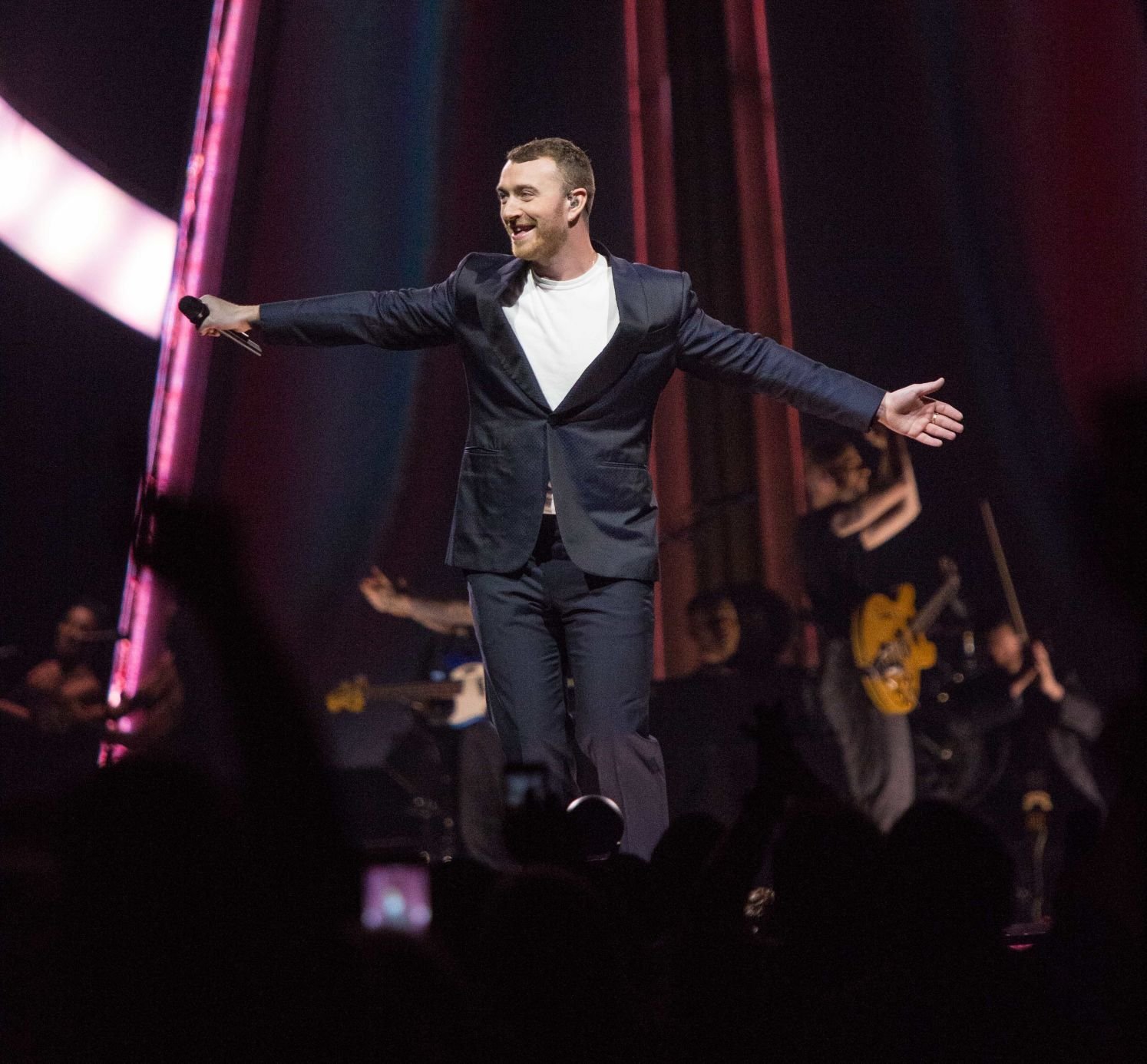 Photos: Sam Smith's The Thrill of It All Tour hits Smoothie King