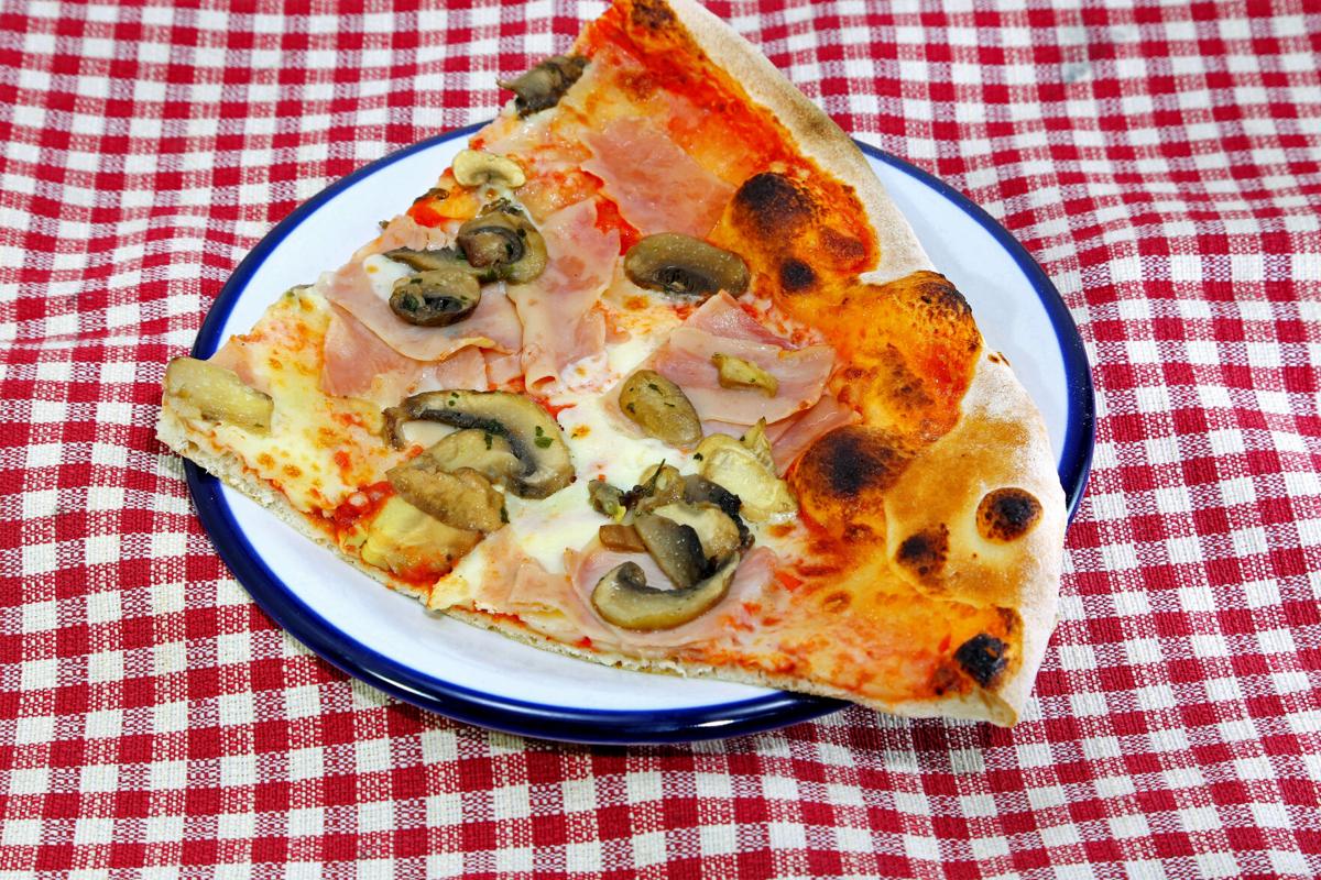 Siciliana  Pizza place