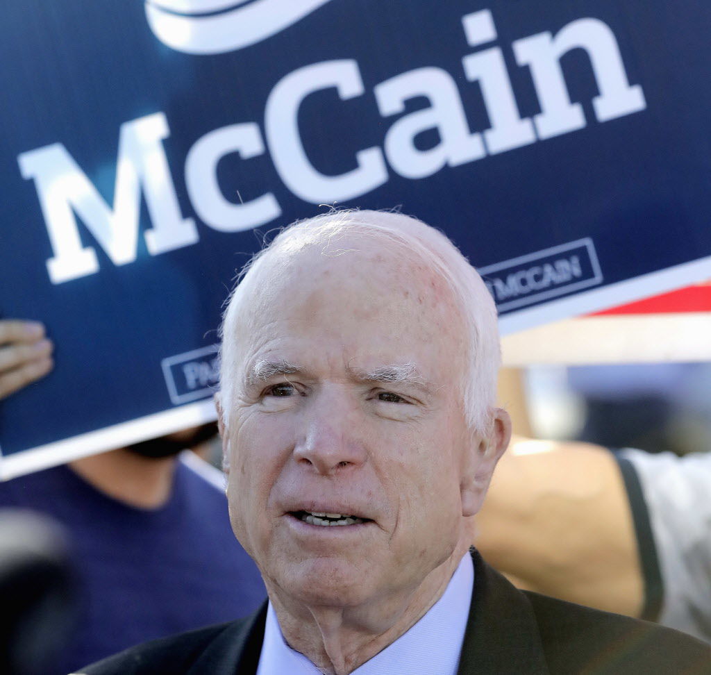 Arizona Diamondbacks Honor Senator John McCain Before Sunday's Win