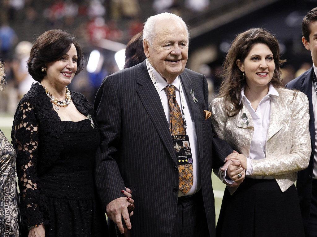 Saints Owner Says Wife Will Inherit Control of Team - The New York