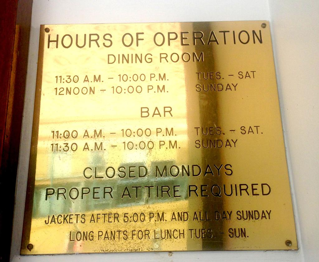 Clancy's New Orleans Dress Code: Dine in Style!