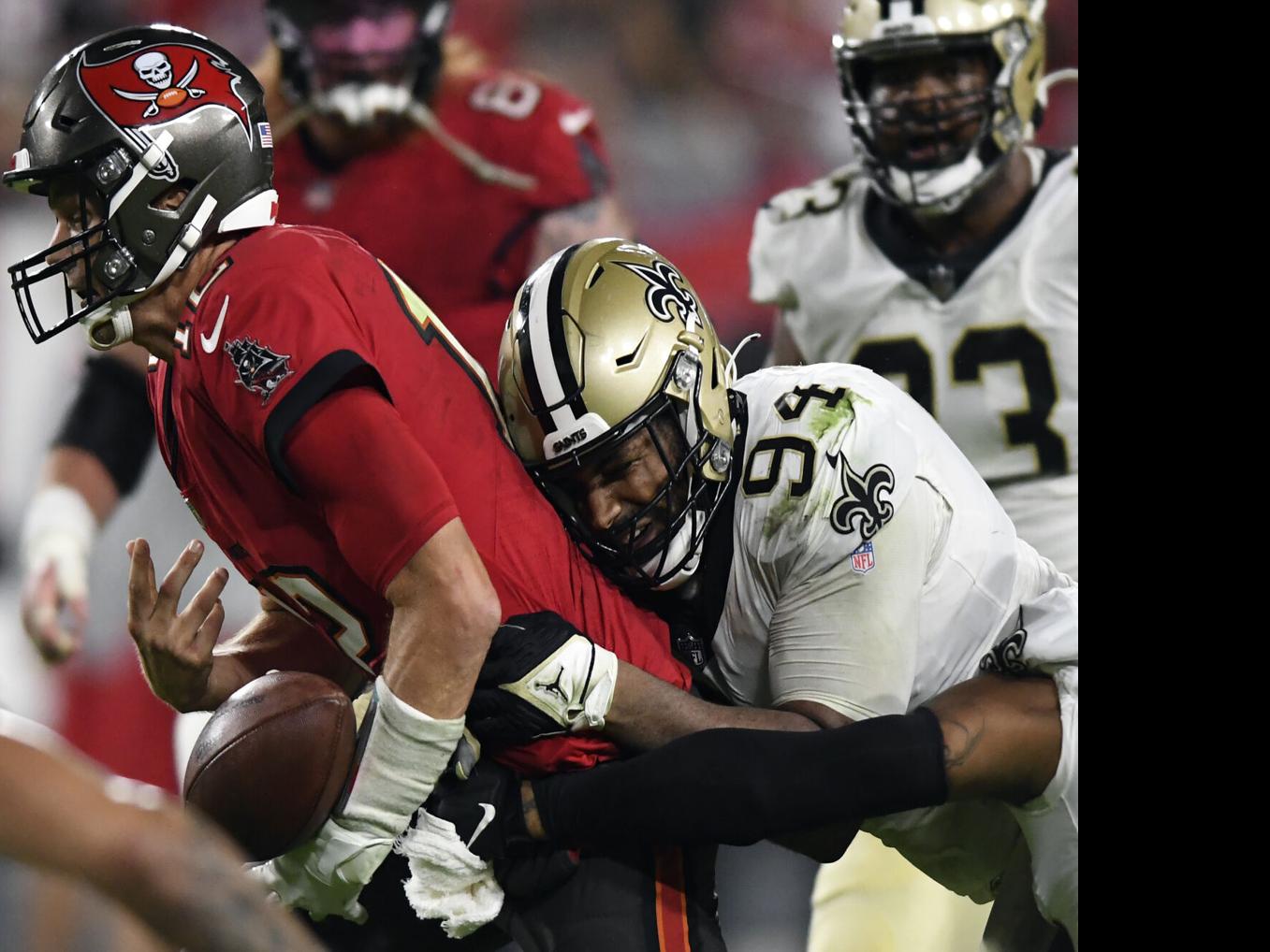 Saints-Bucs under, Tom Brady yardage prop: Daily Best Bets