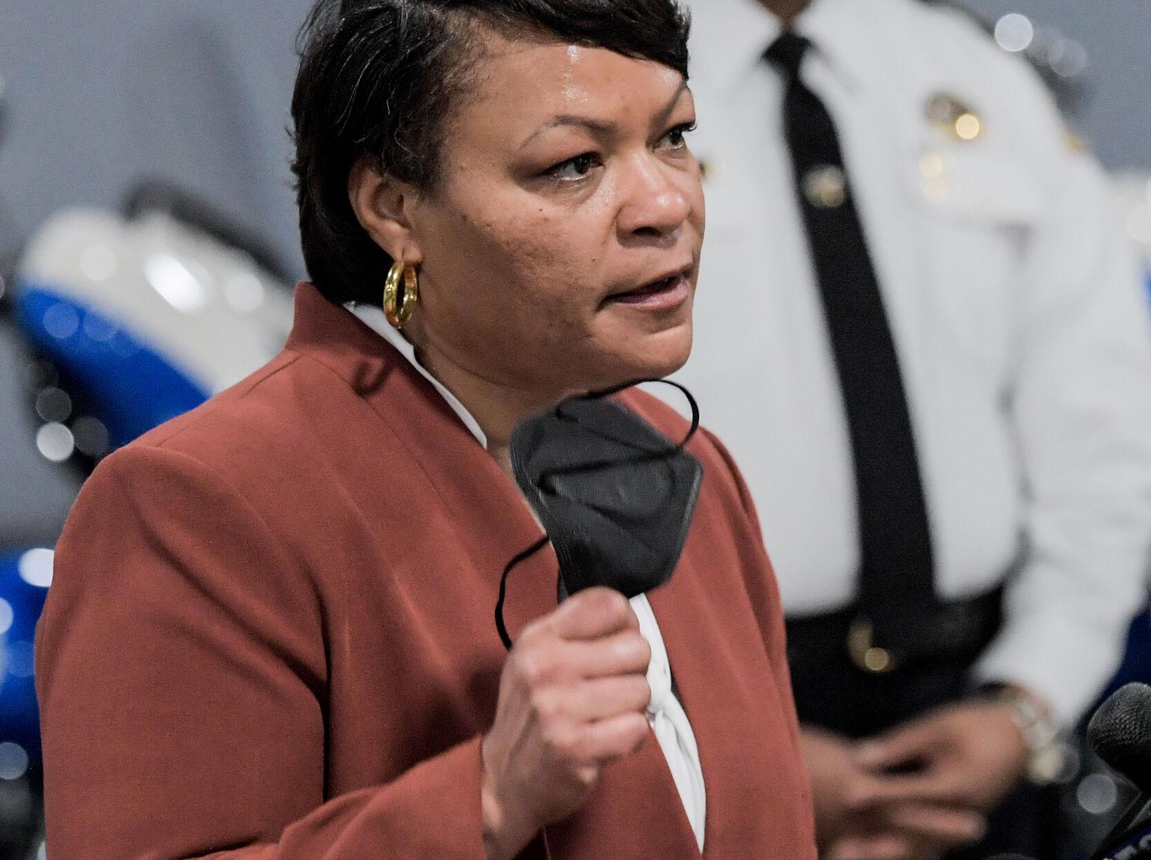latoya cantrell mardi gras floats