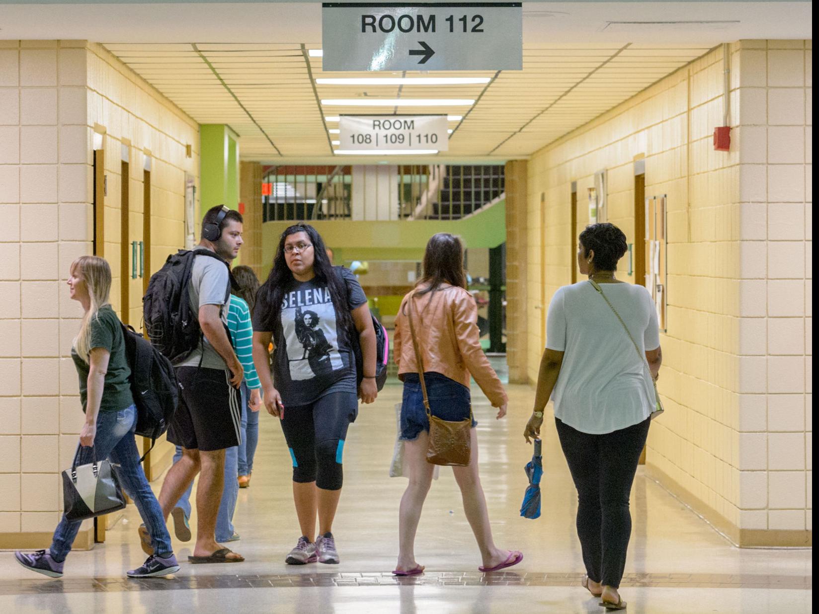 Changes loom for Delgado Community College, with faculty, program cuts  likely | Education | nola.com