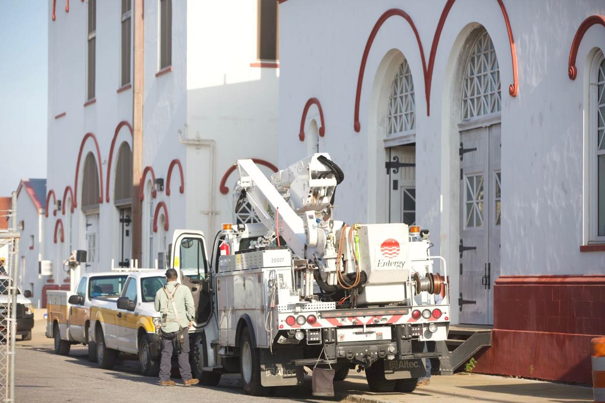 Turbine explosion at S&amp;WB�s Carrollton water plant; 2