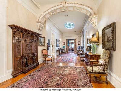 Inside the Fascinating World of Real Estate Auctions