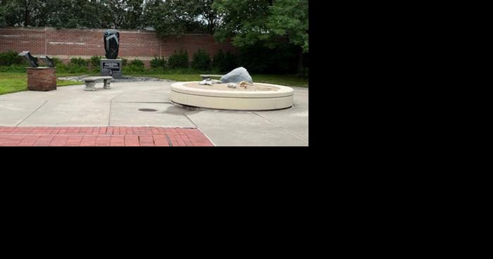 Sculpture garden remodeled at Norfolk Arts Center - Vimarsana News
