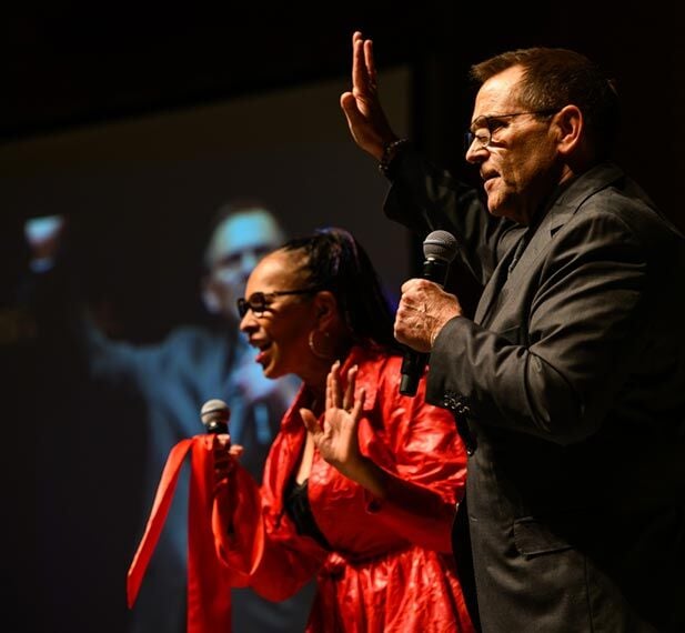 Magic, mind-reading captivate crowd at Great American Comedy Festival ...