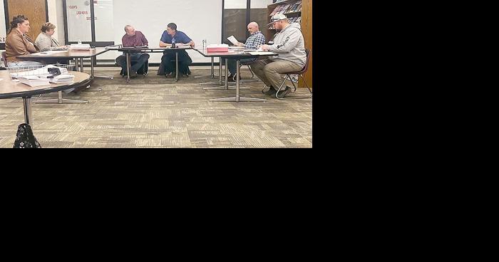 Plainview superintendent keeps job following social media posts - Vimarsana News