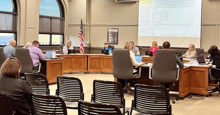 NPS Board of Education discusses future phone policy | Select ...