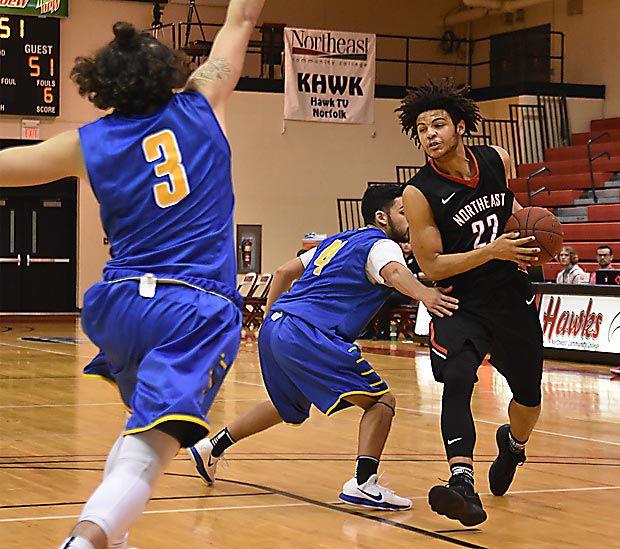 Hawks Men S Basketball Cap Hawks Classic With Win Over Briar Cliff