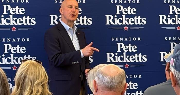 Ricketts discusses taxes, health care, housing and election priorities during Wayne campaign stop