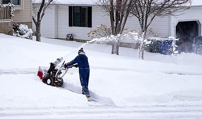 Storm Busts 41 Year Old Snowfall Record Select Norfolkdailynews Com