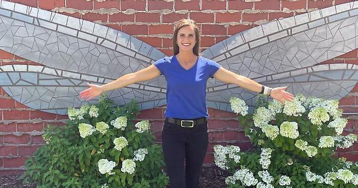 Atkinson artist spearheads campaign to ‘lift’ the town that raised her ...