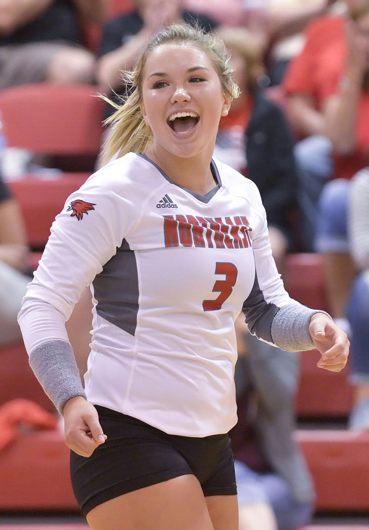 Hawks Volleyball Sweep Of Iowa Foe Has National Conference
