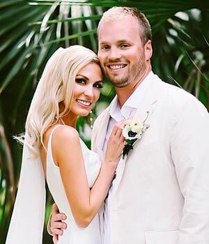 Nikki Garden and Stephen Hart | Weddings | norfolkdailynews.com