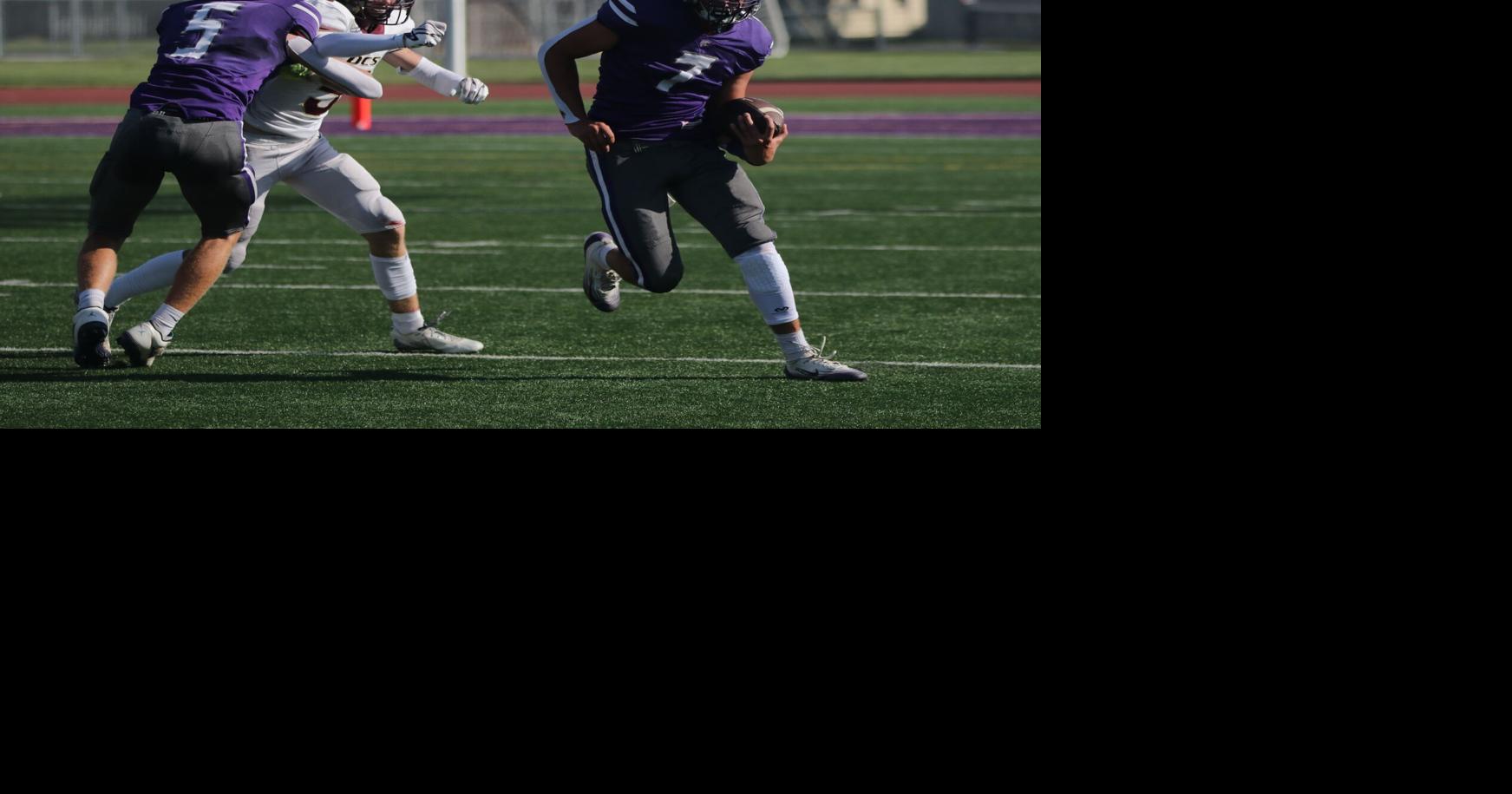 Senior playmakers lead Hartington-Newcastle to rout of DCS