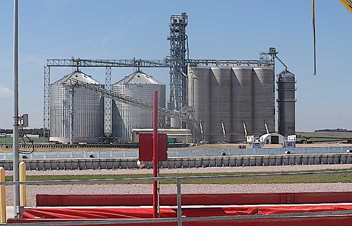 Rural Randolph Elevator Serves All Types Of Farming Need News Norfolkdailynews Com