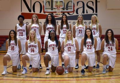 Northeast Hawks Women S Basketball Routs Iowa Central Cc Sports