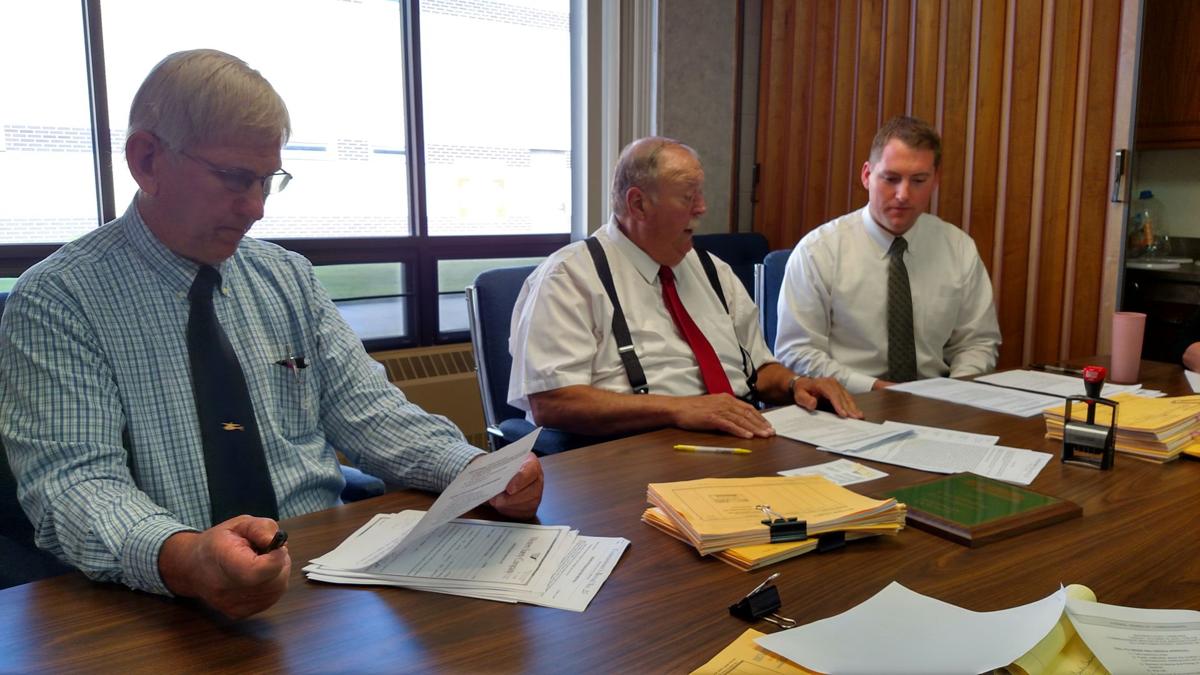 County Commissioners Discuss Salaries For Electetd Officials News Norfolkdailynews Com