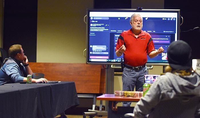 Northeast facts technologies instructor warns on line consumers | News