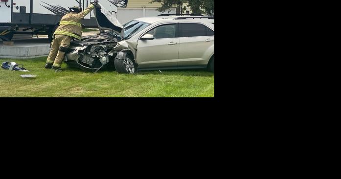 One taken to hospital after two-vehicle crash on Benjamin Avenue - Vimarsana News