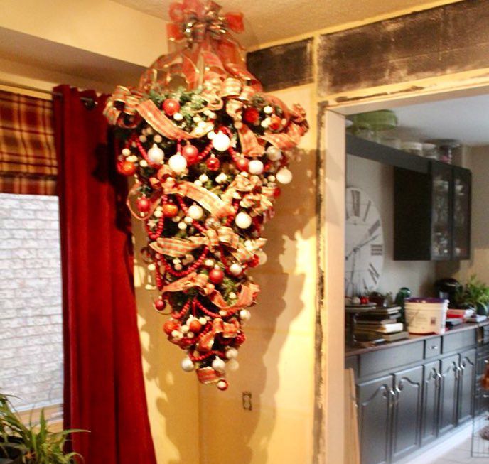 Nymhm Upside Down Christmas Trees Santa Letters Abe 6am 10am Nymhm Upside Down Christmas Trees Santa Letters