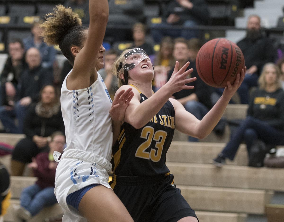 Wsc Women Keep Rolling Sports Norfolkdailynews Com