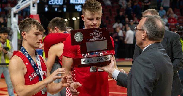 Ainsworth comes up short in D1 title game vs. Johnson-Brock - Vimarsana News