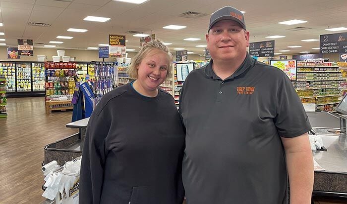 New Grocery Store Owners Find Sense Of Community 