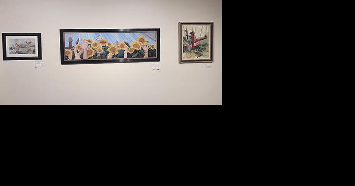 Norfolk native's art show fills need at Norfolk Arts Center | Select - Vimarsana News