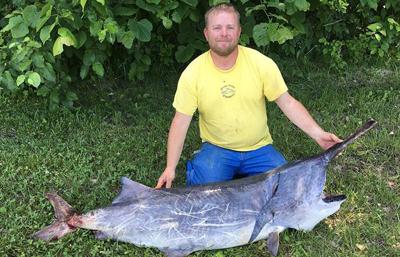 Norfolkan shoots record-breaking fish, Sports