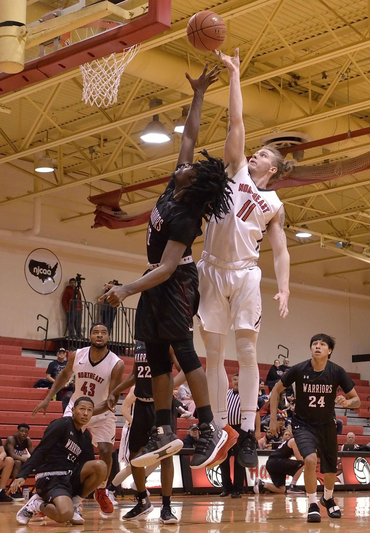 Late Northeast Community College Comeback Falls Short Sports Norfolkdailynews Com