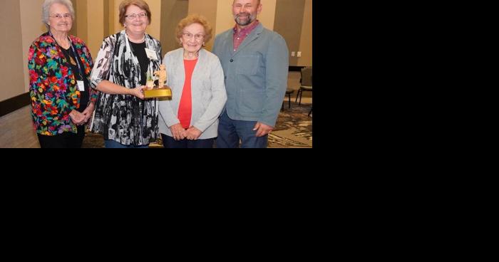 Osmond family awarded for planting and caring for trees - Vimarsana News