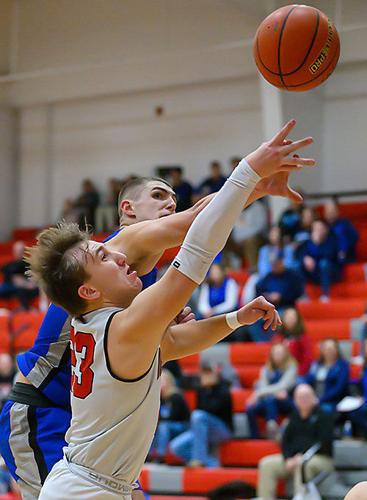 Norfolk Catholic vs Pierce