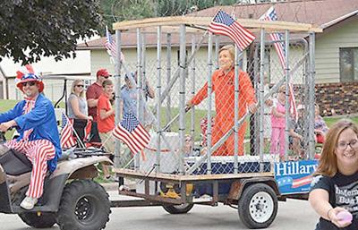Parade Float Draws Mix Of Cheers Booing News Norfolkdailynews Com