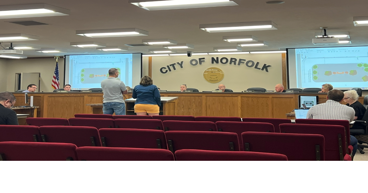 Commissioners stick firm to having greenspace by new Juice Stop drive