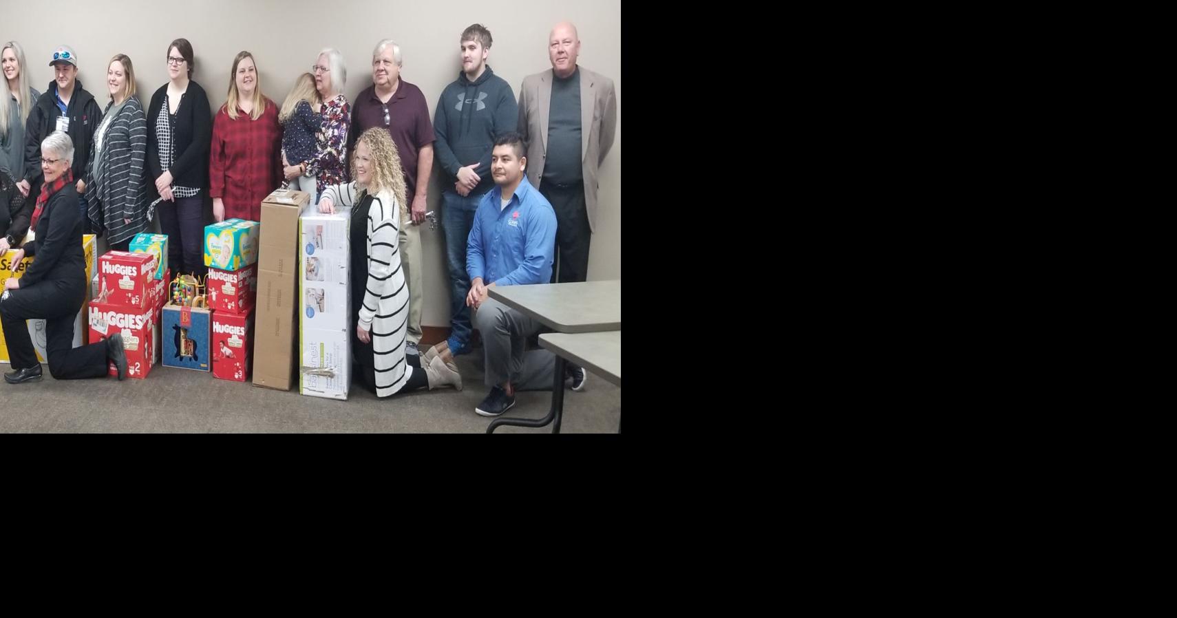 Family surprised with gifts from the Briggs & Barrett Project and Owlet ...