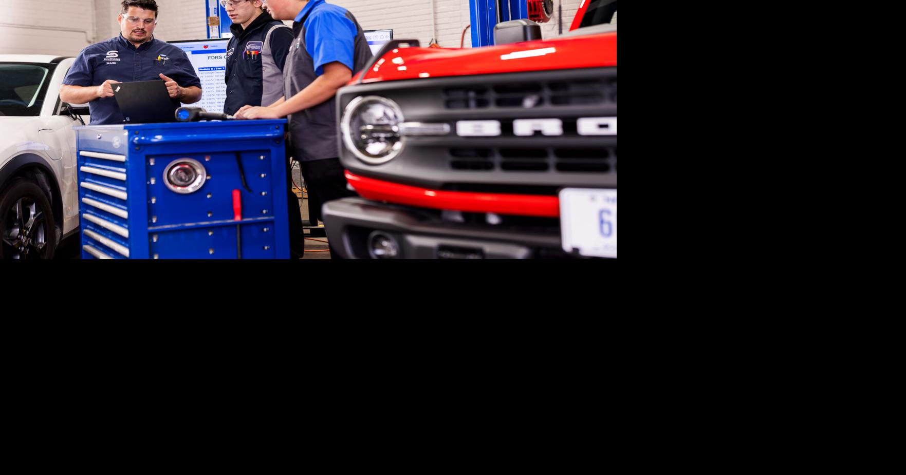 Nebraska college graduates fully certified Ford auto technicians | News ...