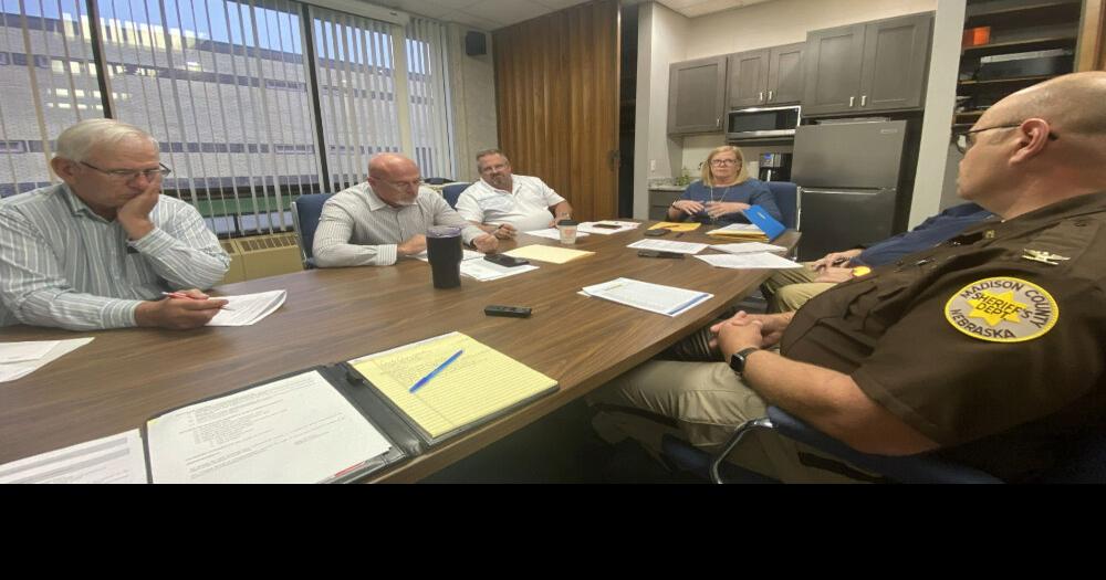 Madison County Commissioners vote to not place register of deeds