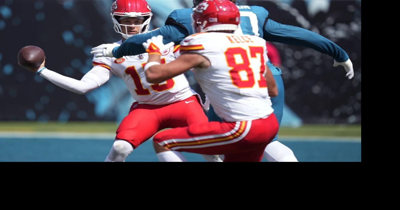 Chiefs overcome mistakes to beat Jaguars 17-9, Kansas City's 3rd