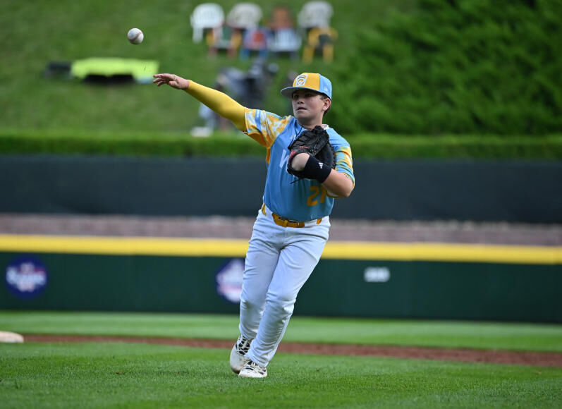 El Segundo wins rain-shortened Little League World Series opener