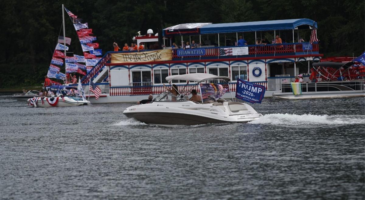 Boats Take Over The Susquehanna In Support Of President Donald Trump Local Northcentralpa Com
